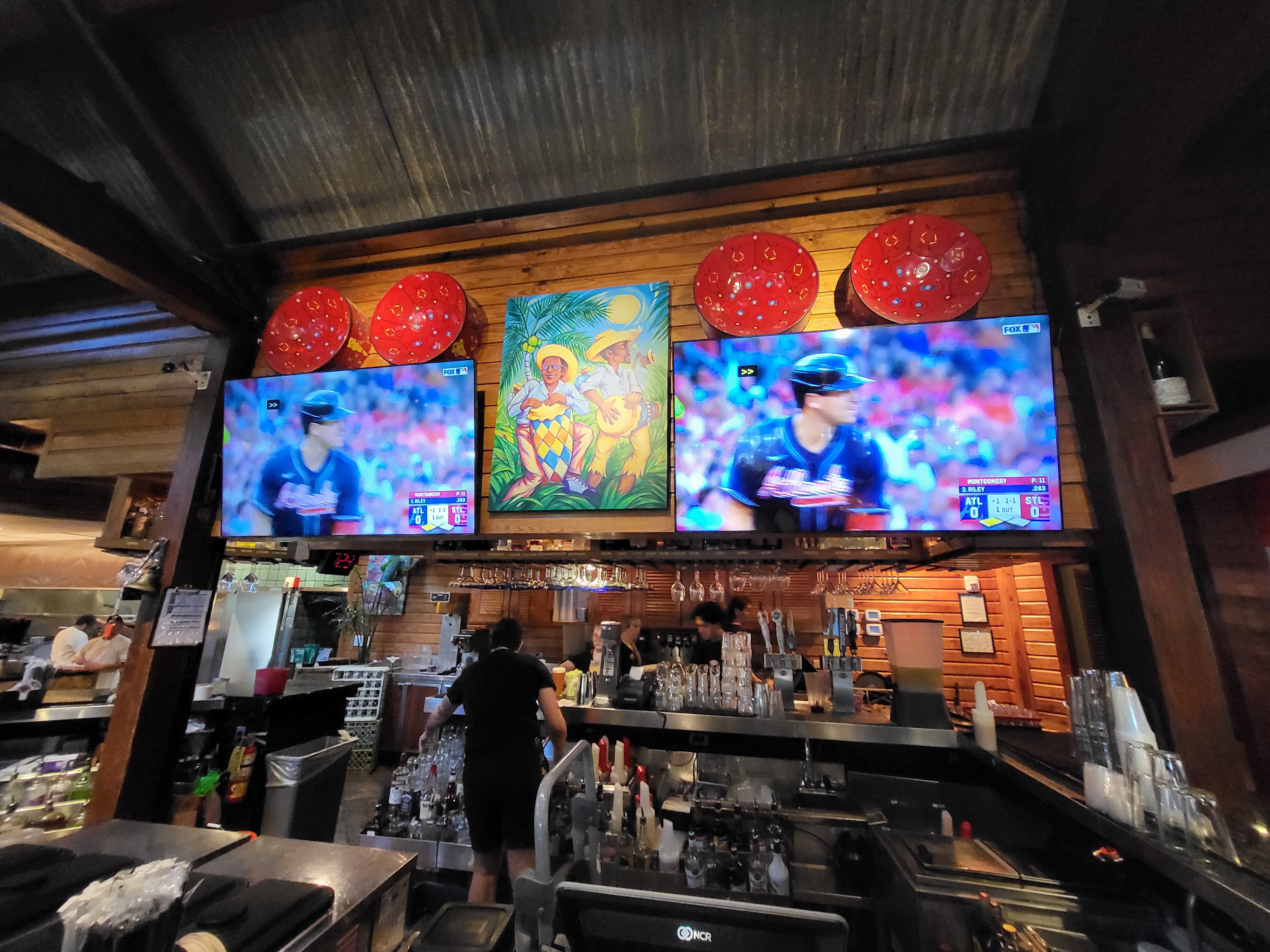 restaurant — Bahama Breeze (founder field photo)